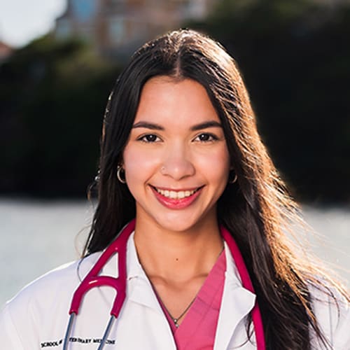 Dr. Gabriela Medrano, Gaithersburg Veterinarian